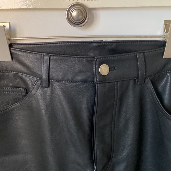 H&M Faux Leather high rise straight pants, black, size 8 - Picture 2 of 6